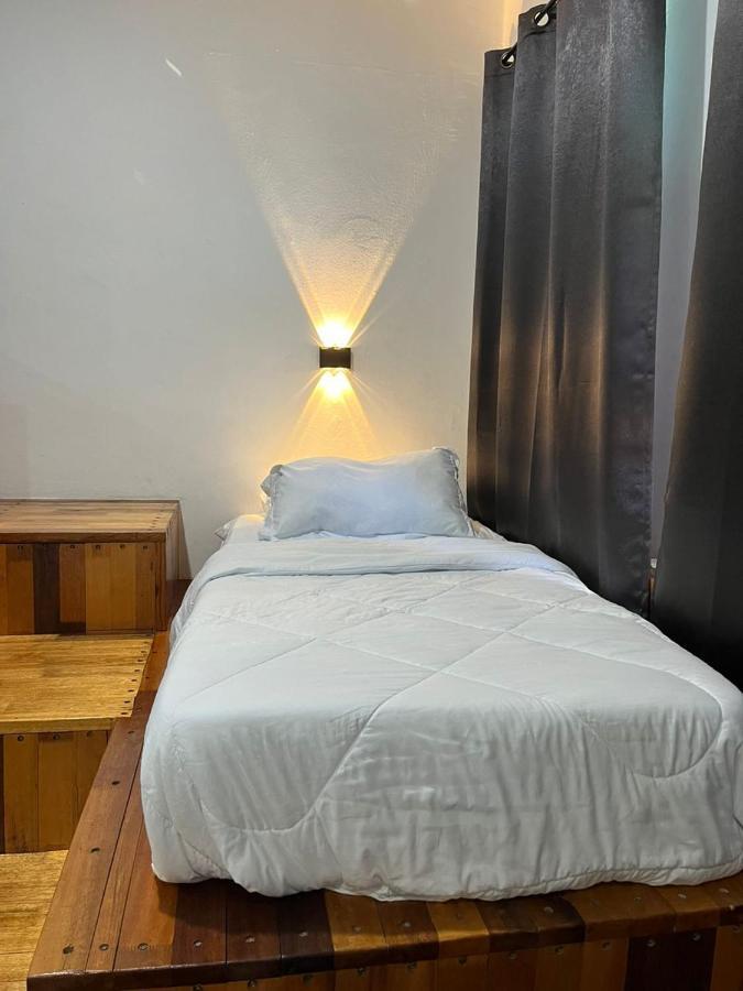 Sungai Ujong Home Stay George Town Eksteriør billede